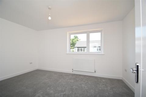 7 Eady Road, Upper Heyford, Bicester, OX25 5TU