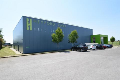 7 Eady Road, Upper Heyford, Bicester, OX25 5TU