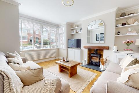 10 Hillingdon Road, Gravesend, DA11 7LG