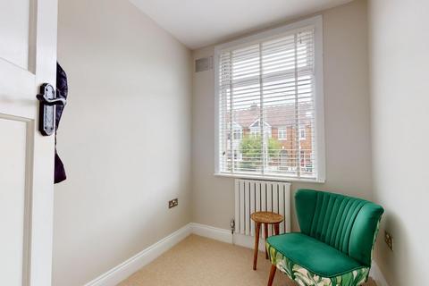 10 Hillingdon Road, Gravesend, DA11 7LG