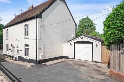 2, Wharf Cottage Redditch Road, Hopwood, Birmingham, B48 7TR