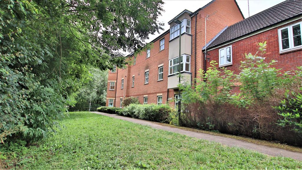 Falcon Road, Walton Cardiff, Tewkesbury 2 bed flat for sale £149,450