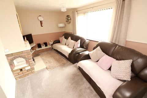 10 Windsor Drive, Yate, Bristol, BS37 5DU
