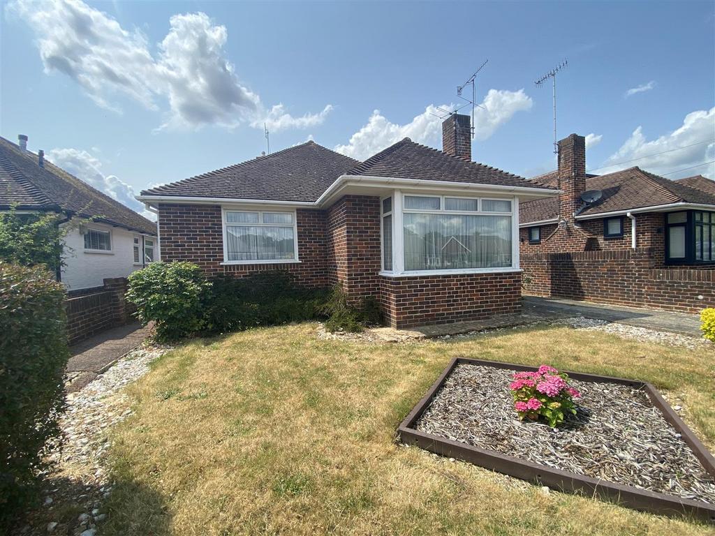 Shirley Drive, Worthing 3 bed detached bungalow for sale £550,000