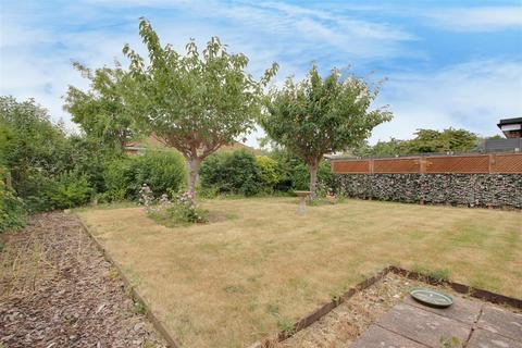 71 Shirley Drive, Worthing, BN14 9BB