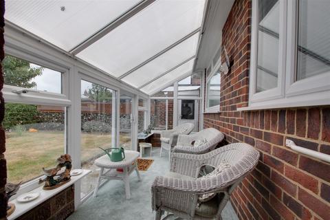 71 Shirley Drive, Worthing, BN14 9BB