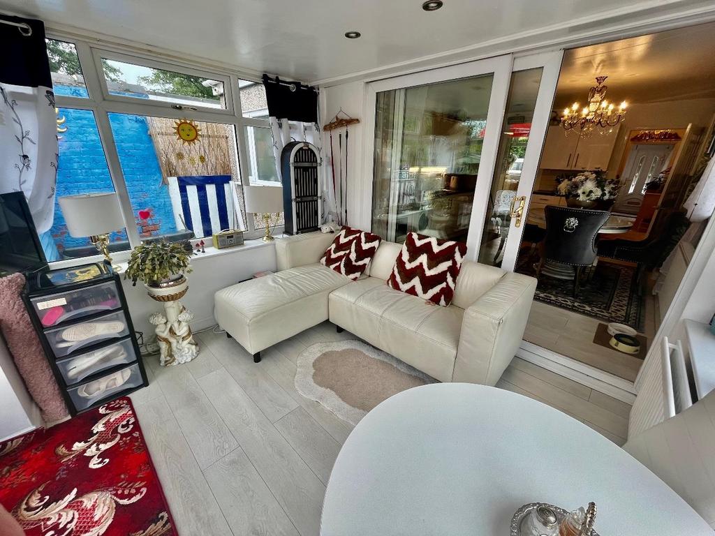 Garden room