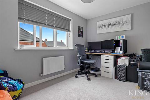 90 Bailey Avenue, Meon Vale, Stratford-upon-avon, CV37 8QW