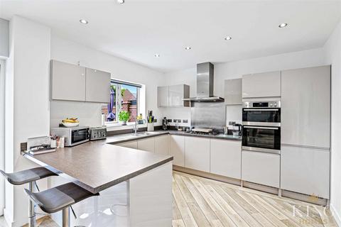68 Damson Way, Bidford On Avon, Alcester, B50 4NB