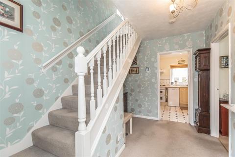 3 bedroom semi-detached house for sale - Orchard Avenue, Worthing, BN14 7PY