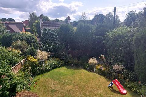 5 Ashdene Close, Hartlebury, Kidderminster, DY11 7TN