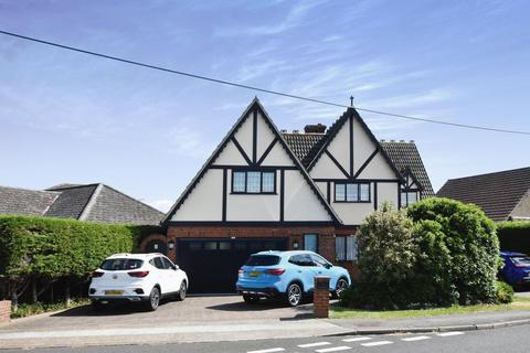 5 bedroom detached house for sale, The Parkway, Canvey Island SS8