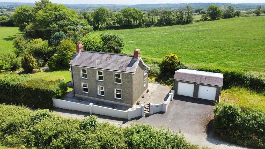 Clynderwen 3 bed country house for sale £395,000