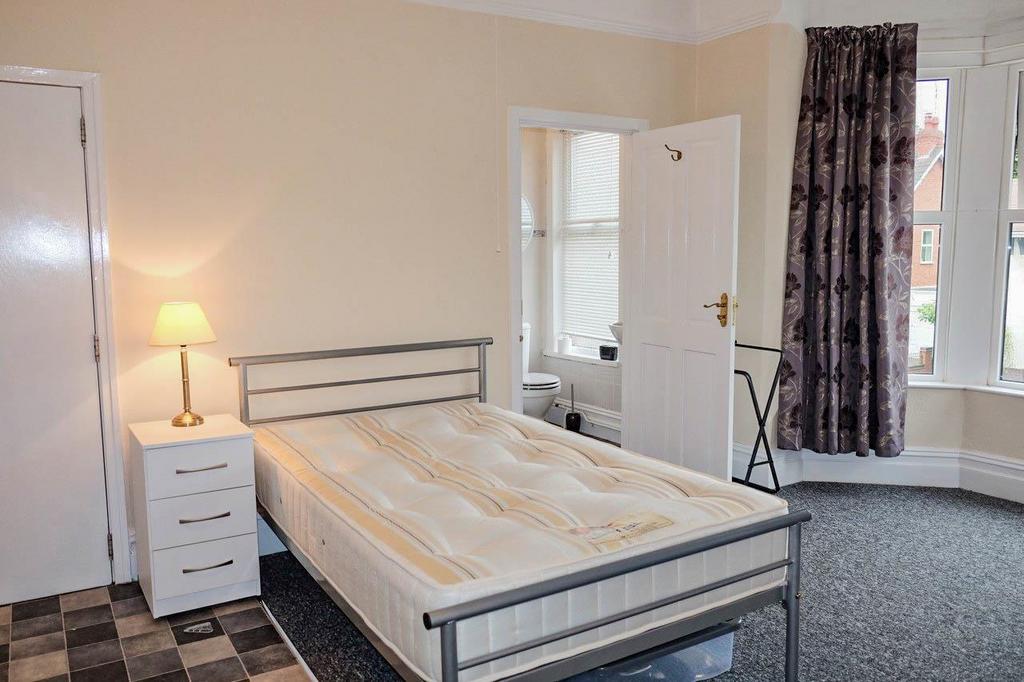 Room D.JPG