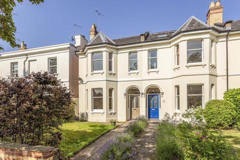 9 Leckhampton Road, Cheltenham, GL53 0AX