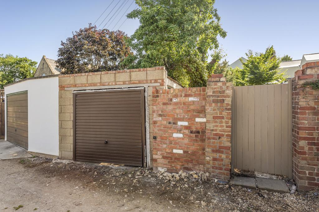 9 Leckhampton Road 320399   (20).jpg