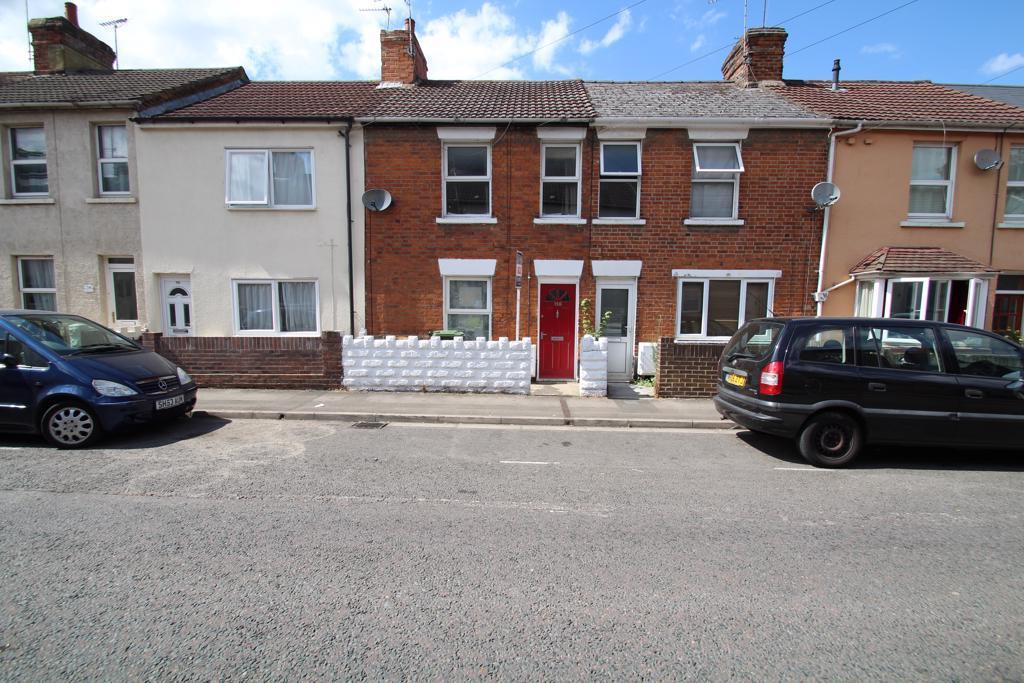 William Street, Swindon 3 bed terraced house £850 pcm (£196 pw)