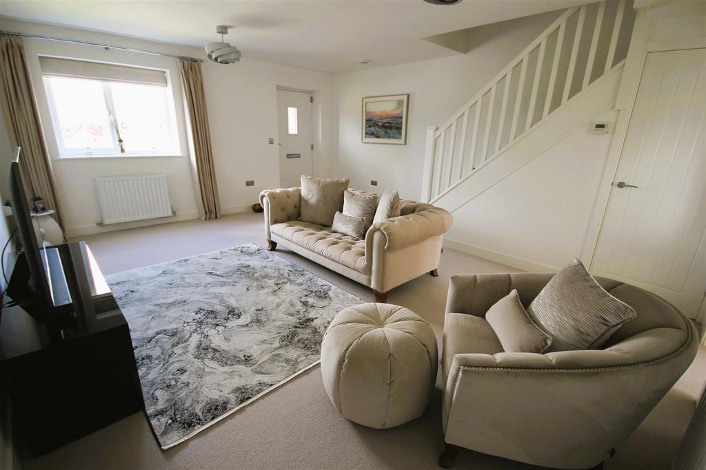 Rakeway Road, Cheadle 3 bed semidetached house for sale £265,000