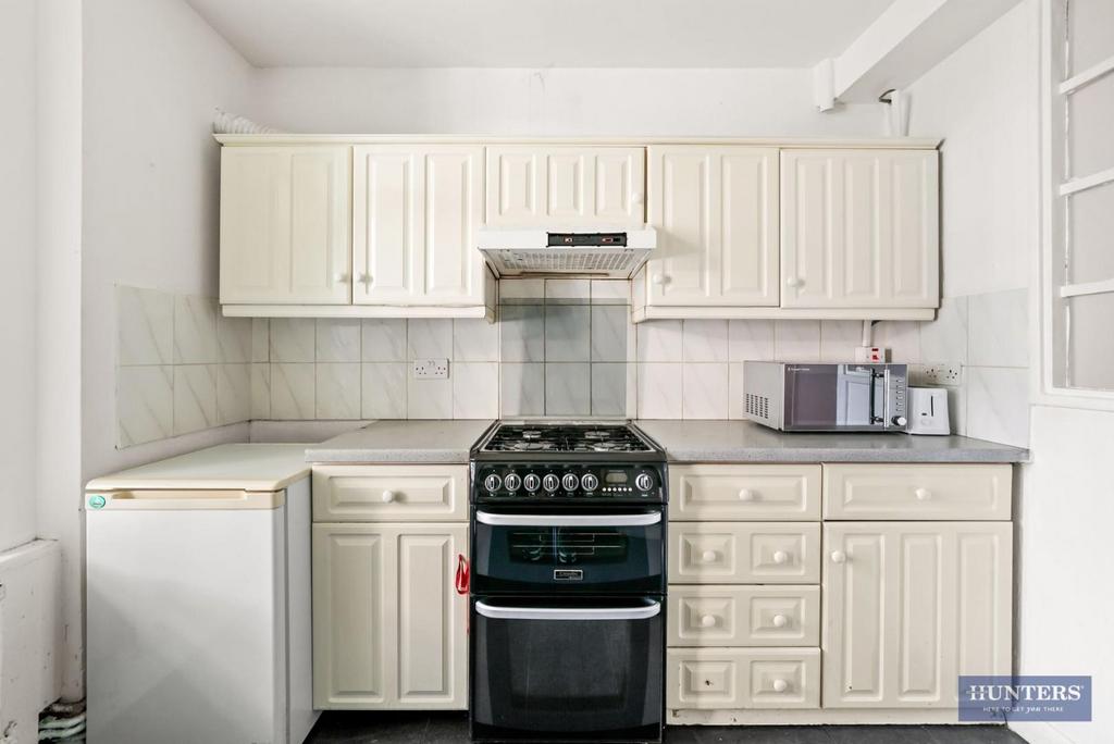 Long Meadow - kt S9 VZ2 LDO6 Trvi2klg G.jpg