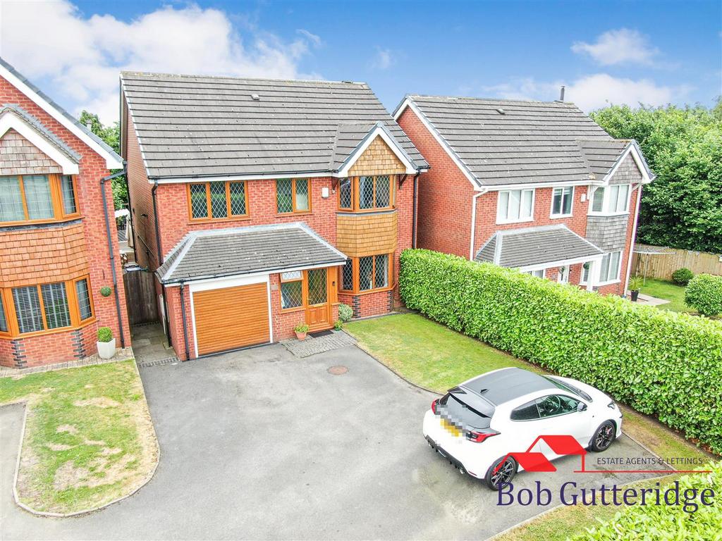Audley Road, Newcastle, Staffs 4 bed detached house for sale £325,000
