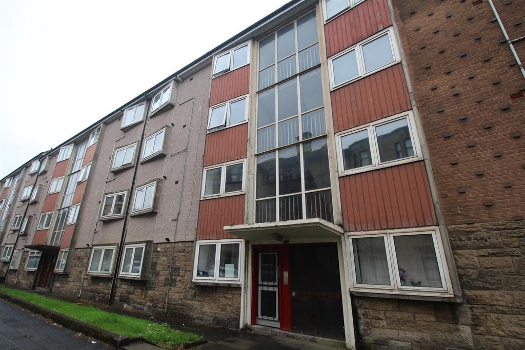 Street, Paisley 1 bed flat £495 pcm (£114 pw)