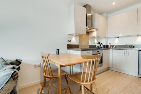 1 bedroom flat for sale, Horizon House, Battersea Reach SW18