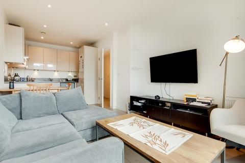 1 bedroom flat for sale, Horizon House, Battersea Reach SW18