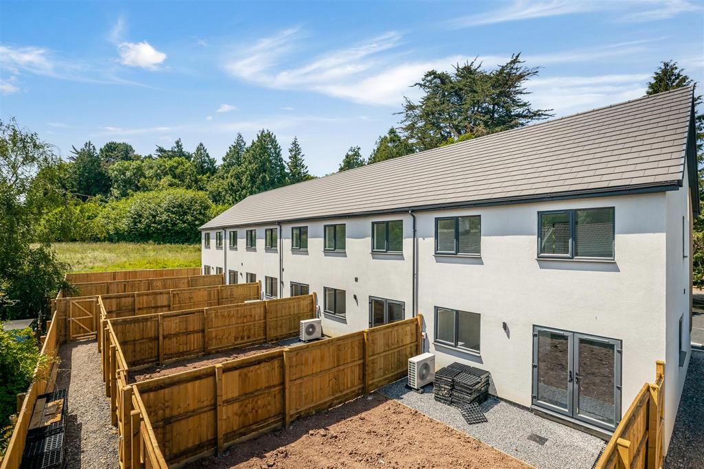 A05 - Kennicott Place, Totnes - 230614.jpg