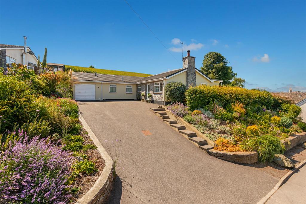 Hill Park, Ashprington, Totnes 3 bed bungalow for sale £695,000