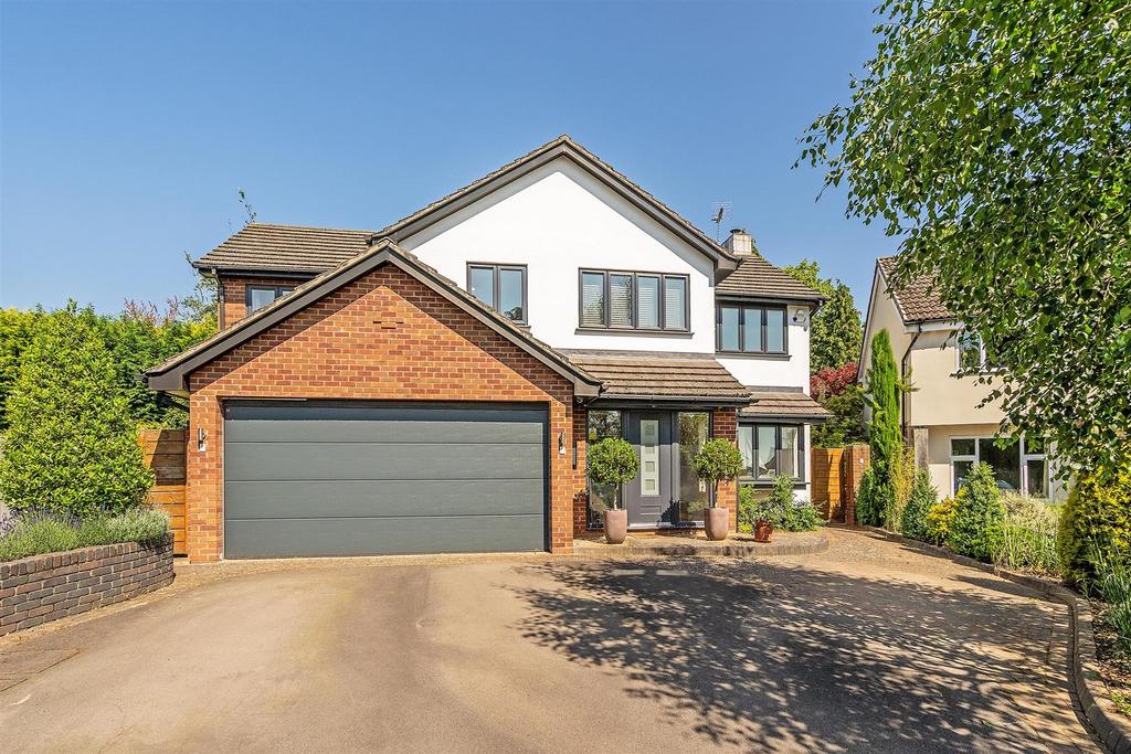 Oakley Wood Drive, Solihull 5 bed detached house £1,300,000