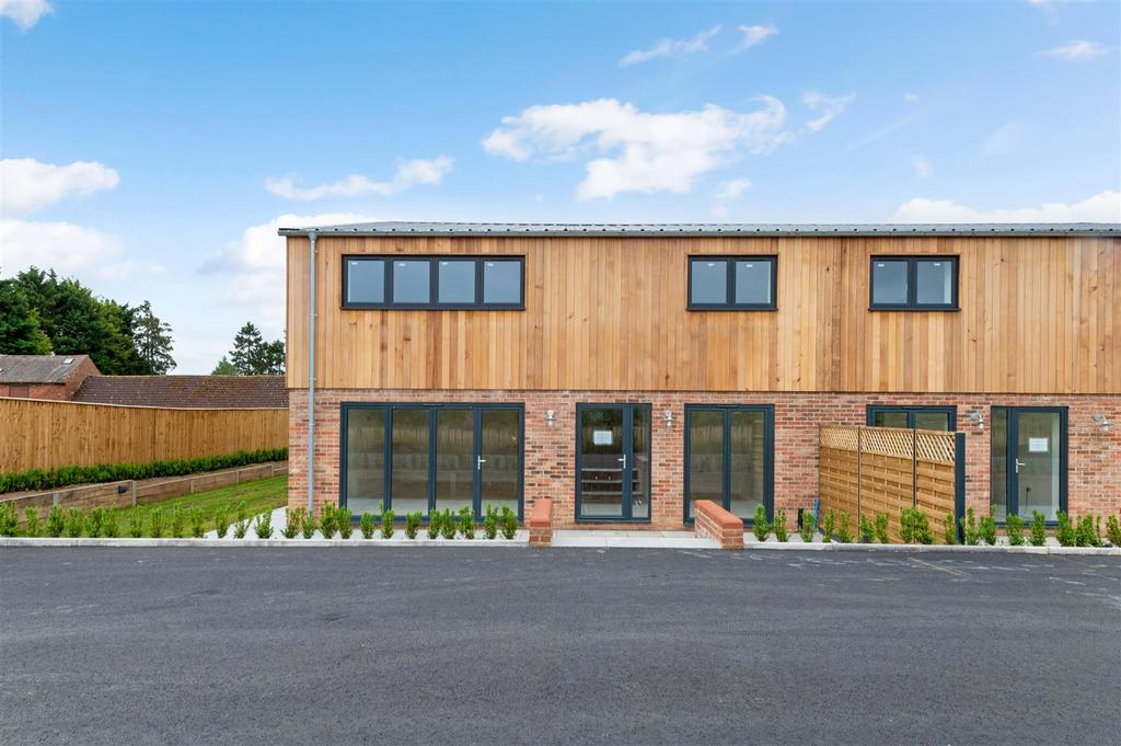 Old Hall Farm Barns, Tenbury Road, Clows Top, Kidderminster 4 bed barn