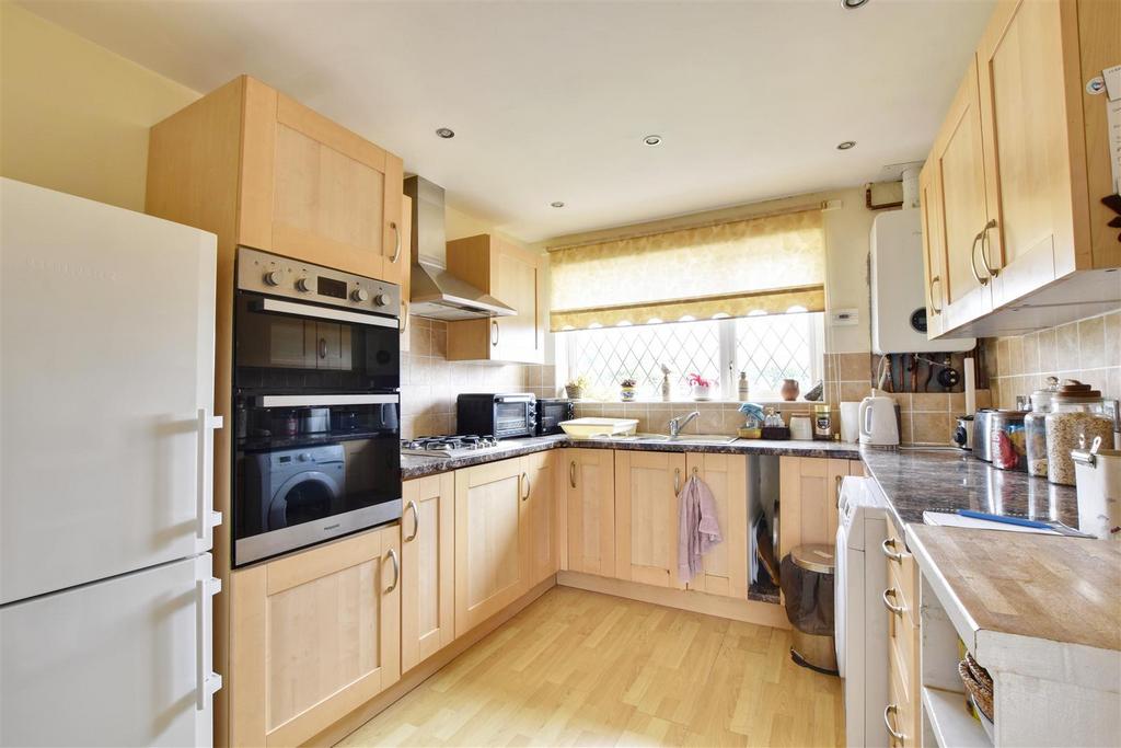 Winchelsea Beach 3 bed detached bungalow for sale £375,000