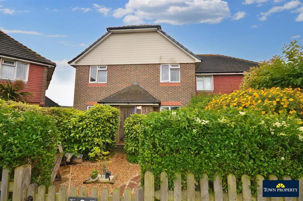 Saxby Close, Eastbourne 2 bed for sale £210,000