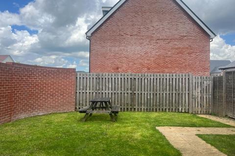 2 Allmand Drive, Folkestone, CT20 3FJ