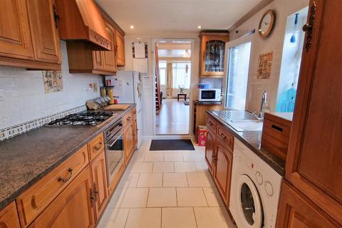 14 Ainsworth Road, Croydon, CR0 3SH