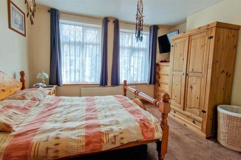 14 Ainsworth Road, Croydon, CR0 3SH