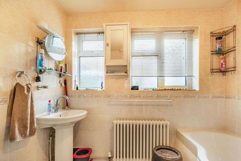 14 Ainsworth Road, Croydon, CR0 3SH