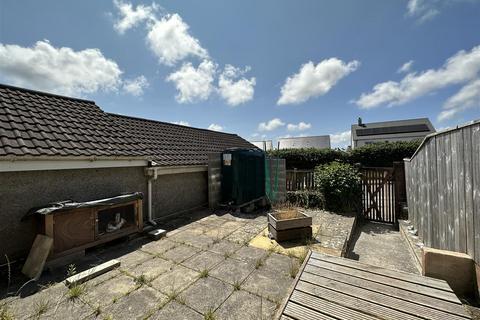 63 Killigrew Gardens, St Erme, Truro, TR4 9BT