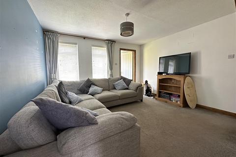 63 Killigrew Gardens, St Erme, Truro, TR4 9BT