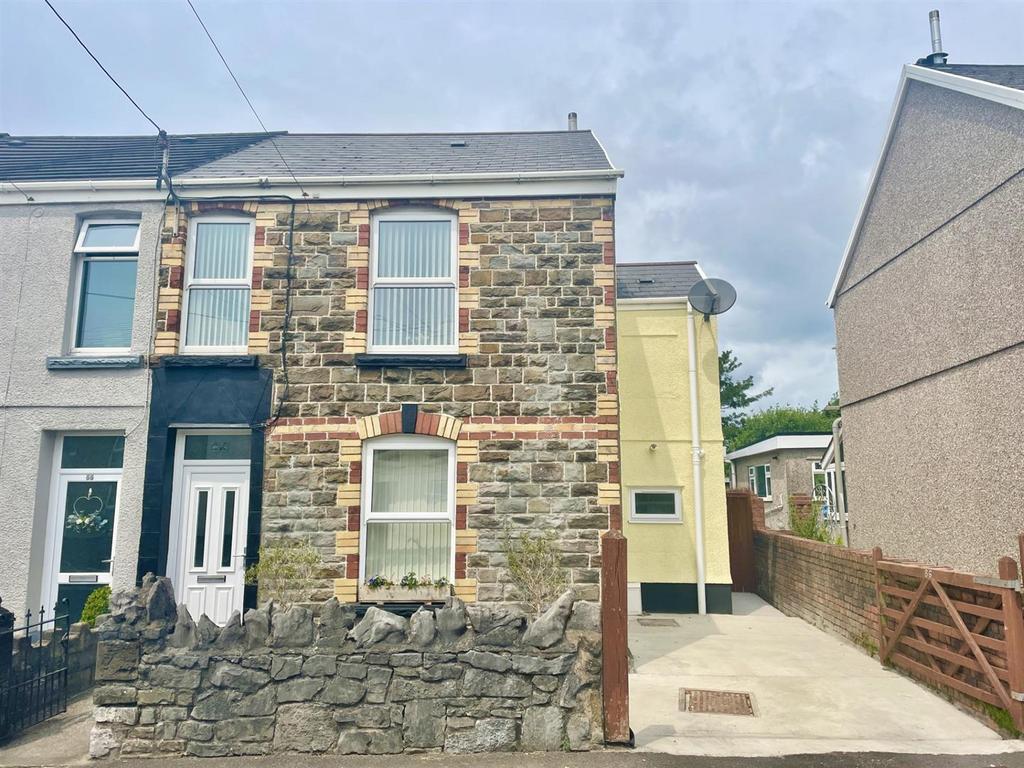 Gorseinon Road, Penllergaer, Swansea 3 bed semidetached house for sale