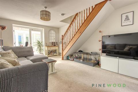 17 Bradgate Croft, Chesterfield, S41 0XZ