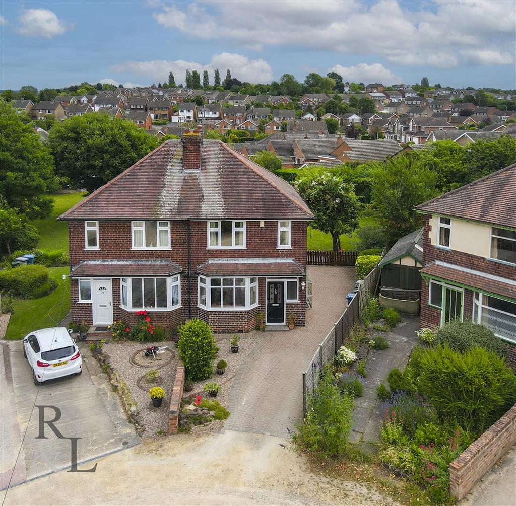 Ashley Crescent, Keyworth, Nottingham 2 bed semidetached house £280,000