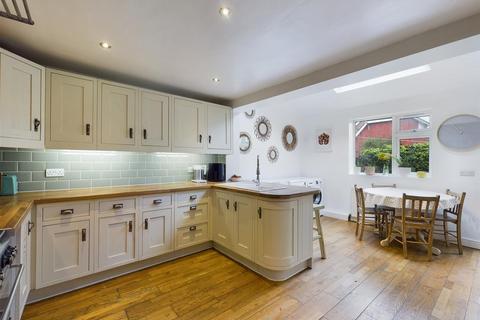 4 bedroom terraced house for sale, 3, York Street, Dunnington, York, YO19 5PN