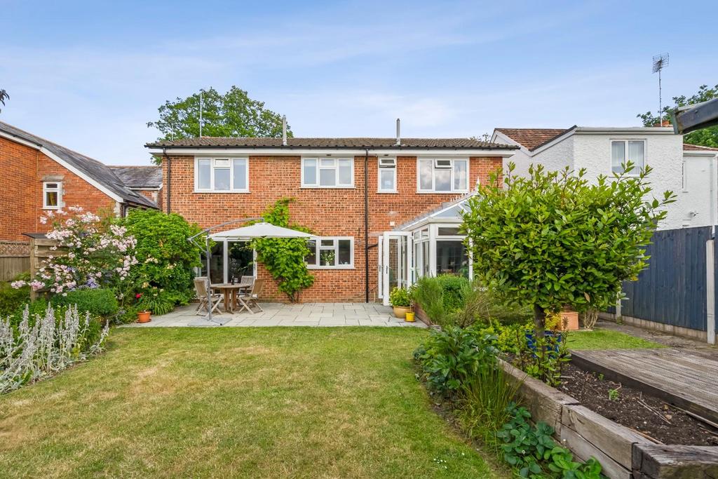 Eastfield Lane, Ringwood 4 bed detached house for sale £675,000