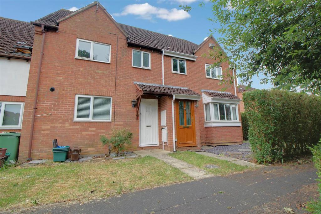 Millers Dyke, Quedgeley 3 bed terraced house for sale £199,950