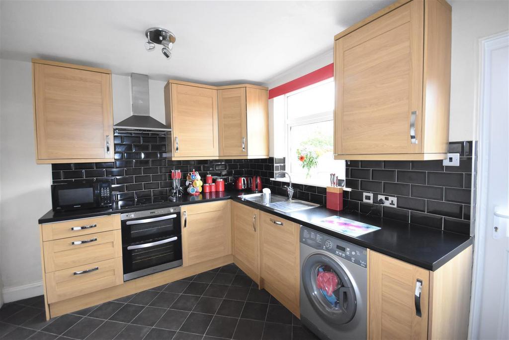 Milton Street, New Balderton, Newark 3 bed semidetached house for sale