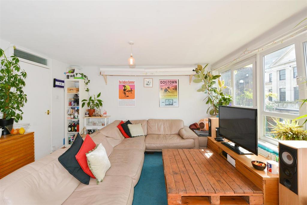 Reception/Kitchen