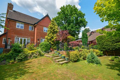 5 bedroom detached house for sale, Orchard Way, Sedlescombe