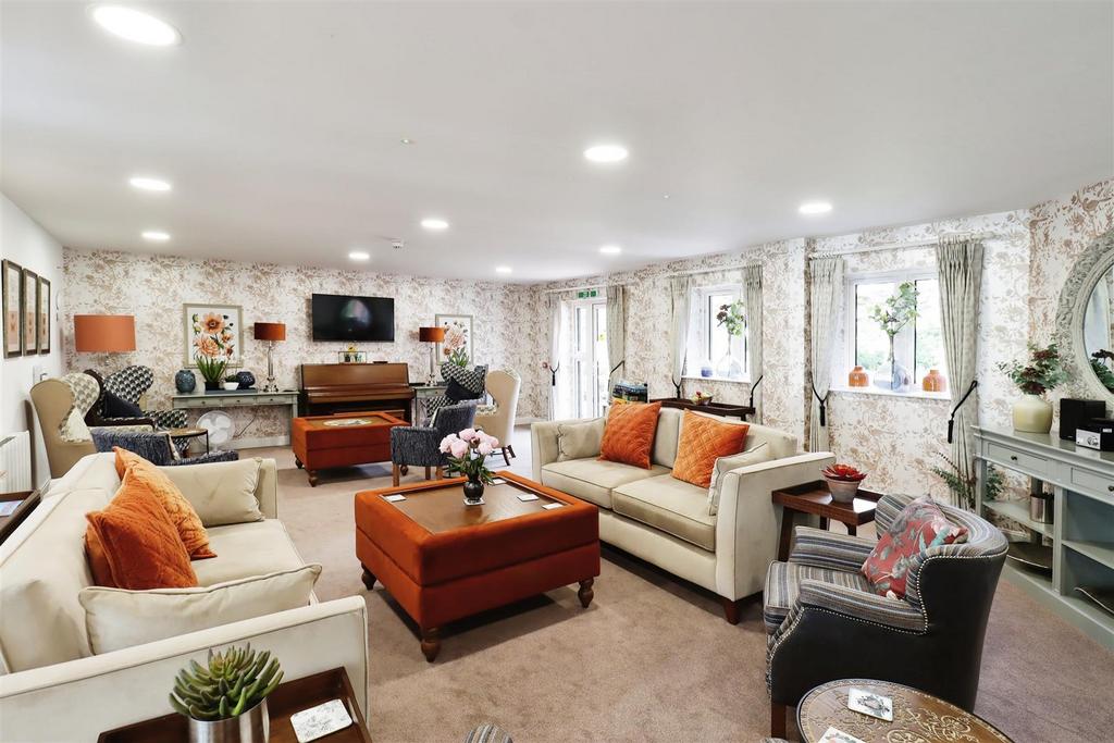 Homeowner's Lounge