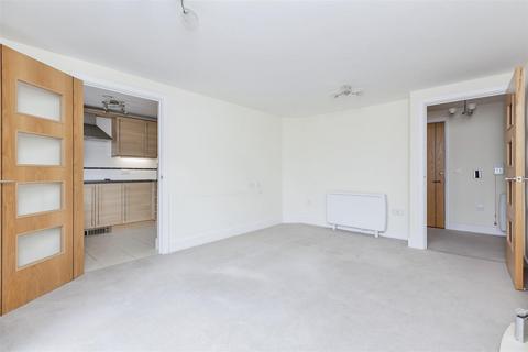 1 bedroom apartment for sale, Glenhills Court, Little Glen Road, Glen Parva, Leicester